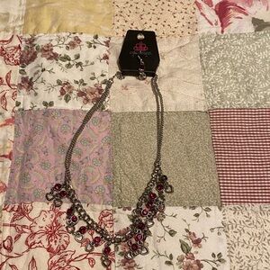 Paparazzi Silver Necklace with Red bead Highlights